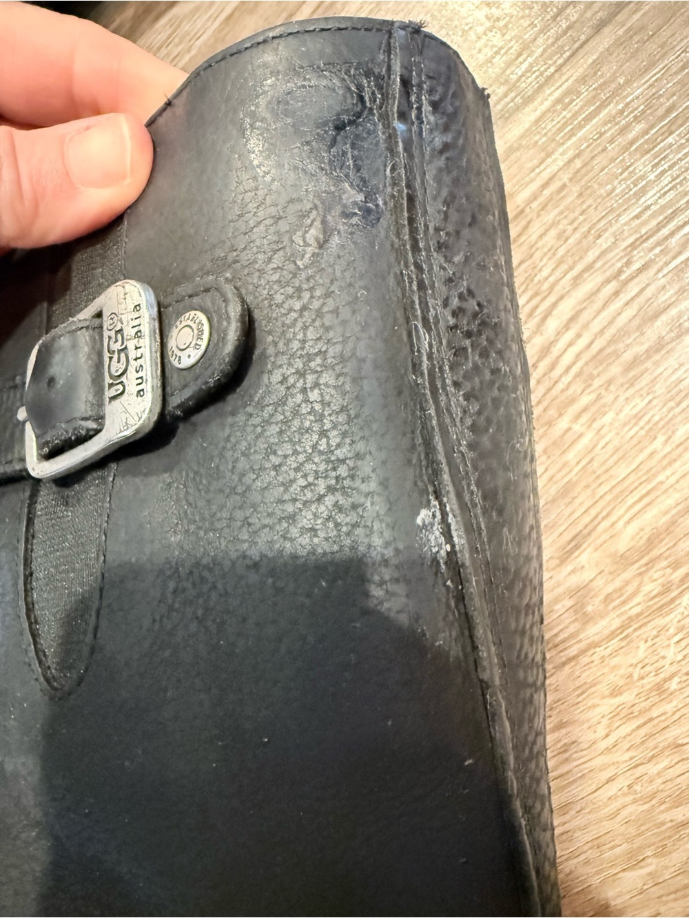 UGG Kensington Black Leather Boot Size 6 - Picture 8 of 10